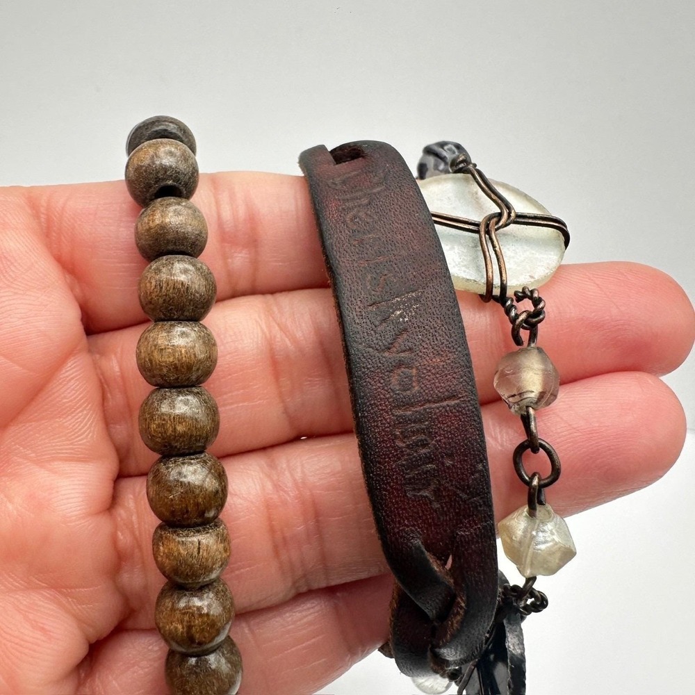 Vintage 80s Boho Layer Leather & Wood Bead Bracelets Wire-Wrapped Charms Jewelry - Picture 11 of 13